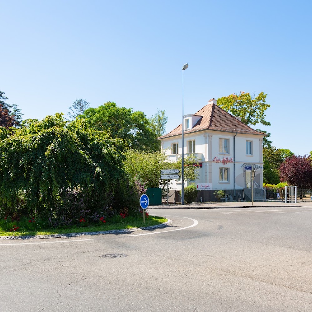Photo de Pompes Funèbres-Marbrerie Alain Hoffarth et Funérarium Mulhouse - Rebberg - Assistance décès 24h/24 7j/7