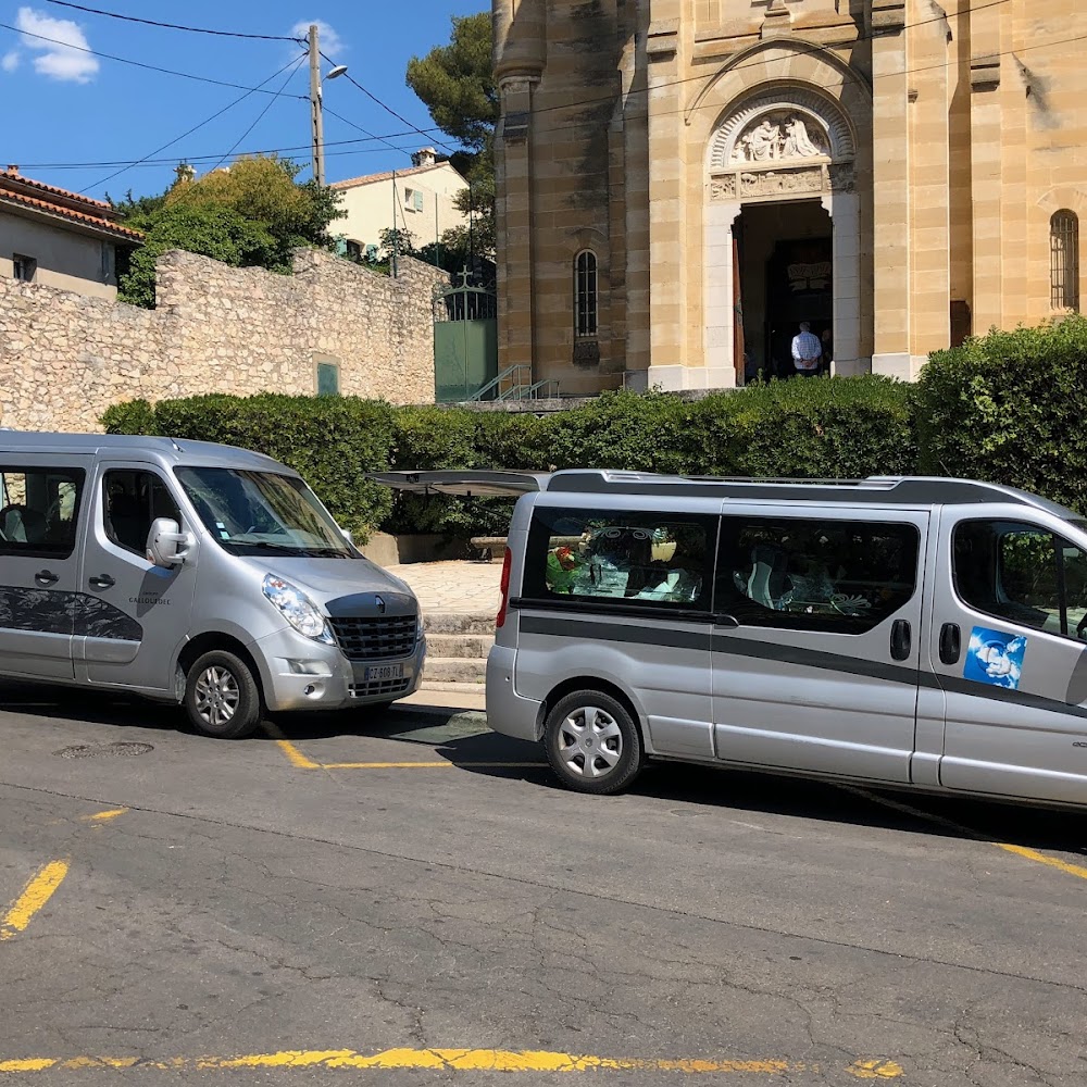 Photo de Pompes Funèbres GALLOUÉDEC PÈRE & FILS - Nîmes Centre Ville